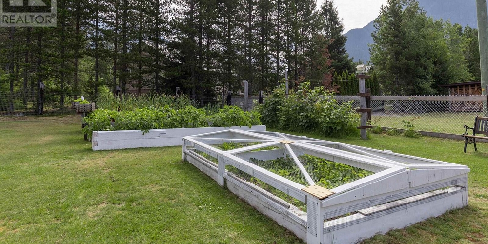 3009 SOLOMON WAY Terrace Photo 37 3009 SOLOMON WAY Terrace Photo 37